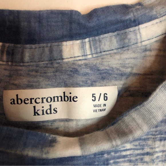 NWOT ABERCROMBIE KIDS TIE DYE T-SHIRT SIZE 5/6 - Picture 3 of 5